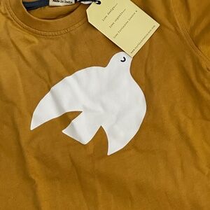 Turtledove London T-Shirt